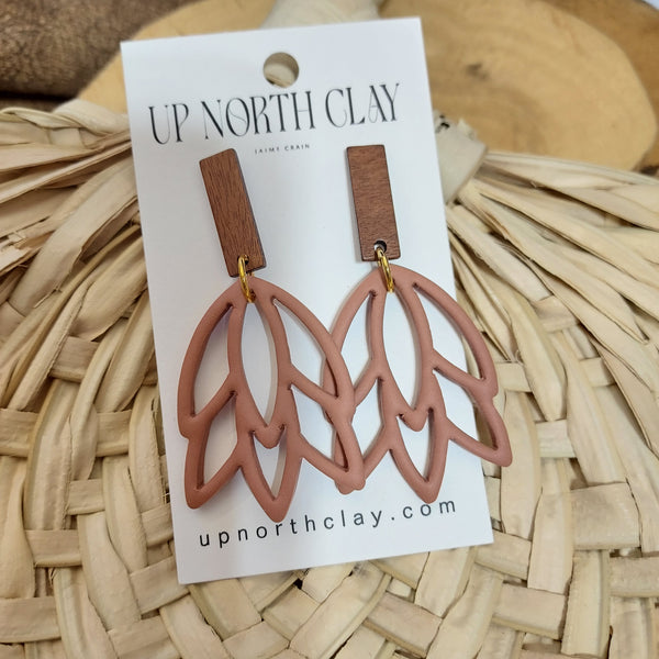 Petals with Wood Top